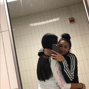 Meet your Posher, Jasmine